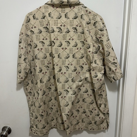 Woolrich All Over Print Bass Fishing Short Sleeve Button Down size XL - Picture 5 of 5